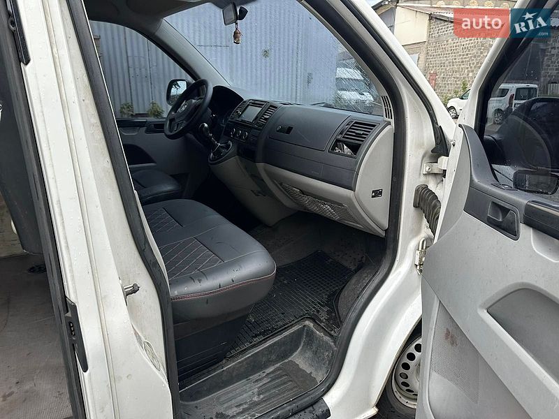Фото Volkswagen Transporter з оголошення AUTO.RIA