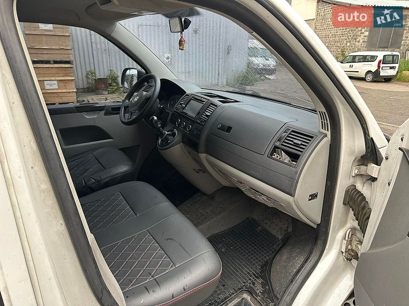 Фото Volkswagen Transporter з оголошення AUTO.RIA