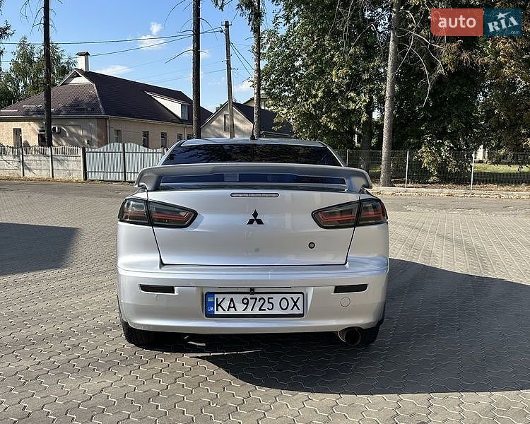 Фото Mitsubishi Lancer з оголошення AUTO.RIA