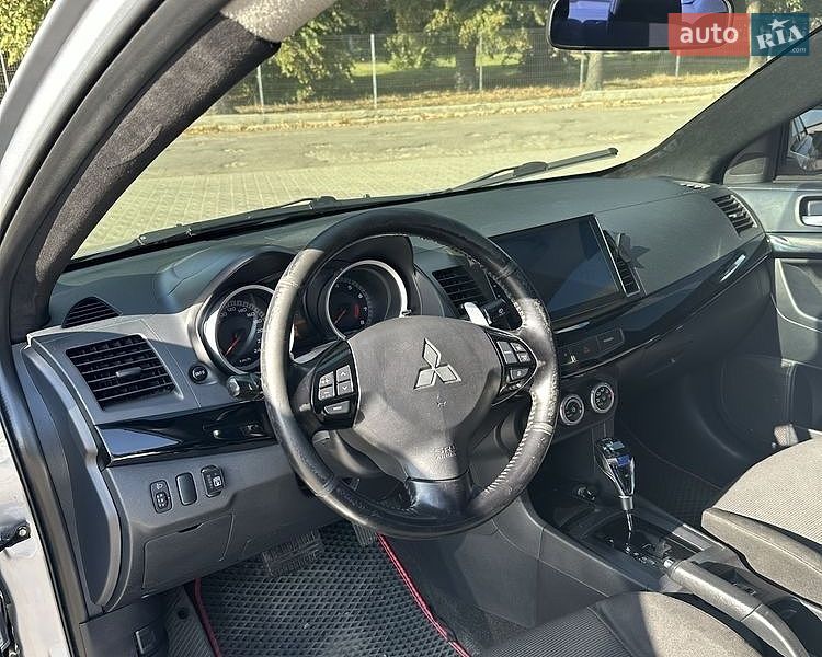 Фото Mitsubishi Lancer з оголошення AUTO.RIA
