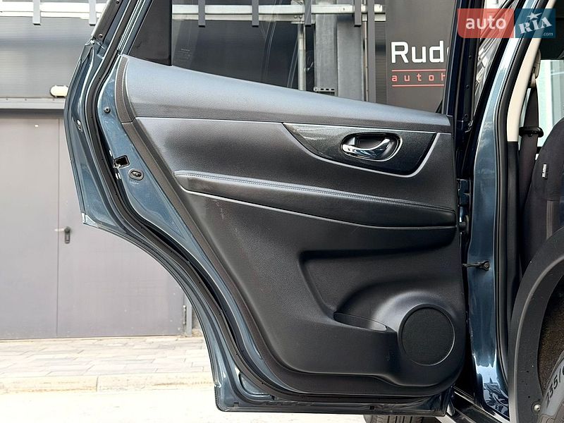 Фото Nissan X-Trail з оголошення AUTO.RIA