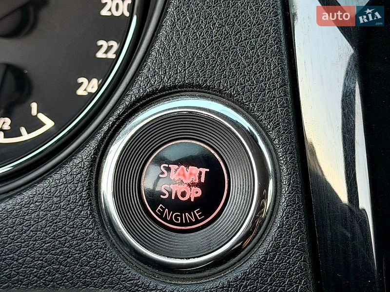 Фото Nissan X-Trail з оголошення AUTO.RIA