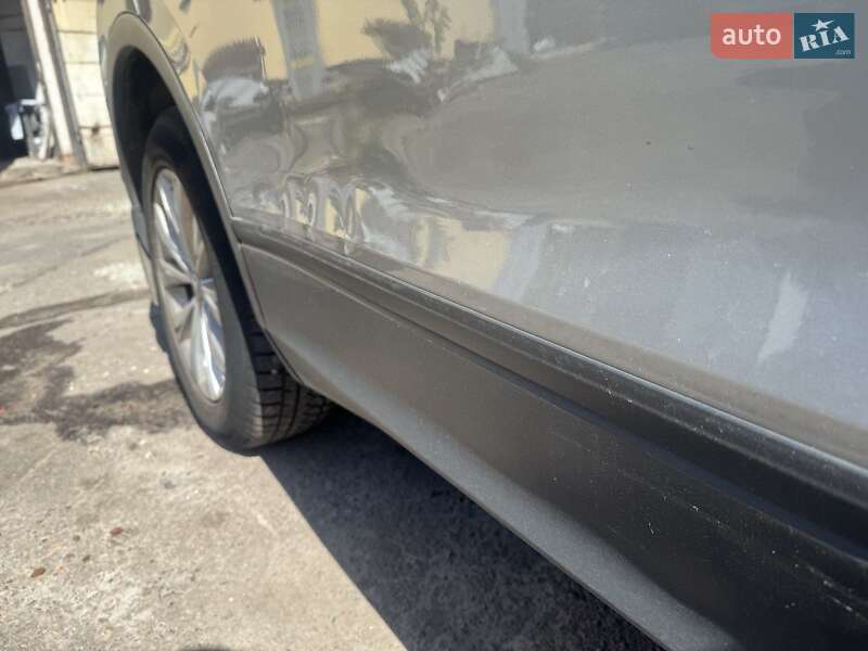 Фото Volkswagen Tiguan з оголошення AUTO.RIA