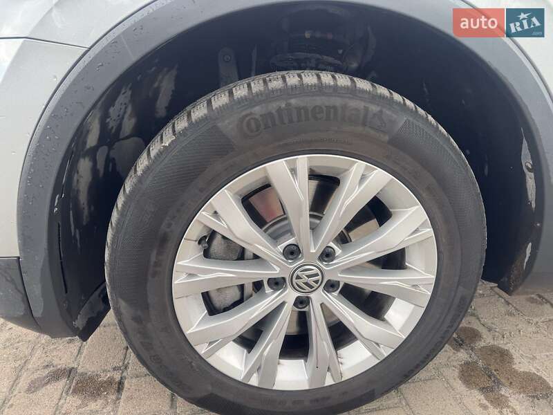 Фото Volkswagen Tiguan з оголошення AUTO.RIA