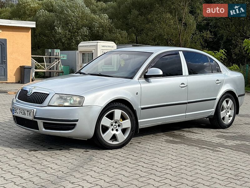 Фото Skoda Superb з оголошення AUTO.RIA