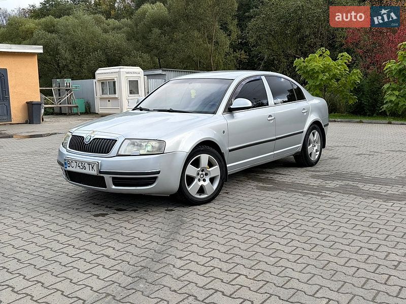 Фото Skoda Superb з оголошення AUTO.RIA