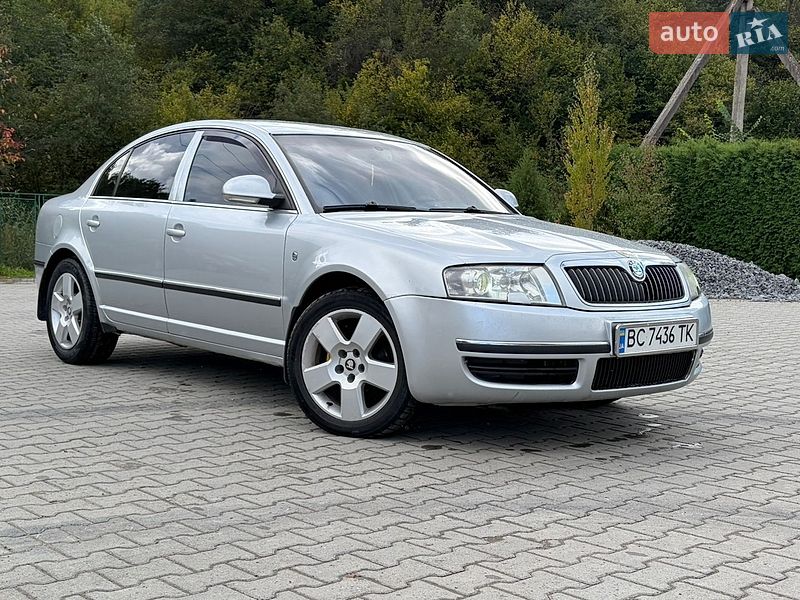 Фото Skoda Superb з оголошення AUTO.RIA