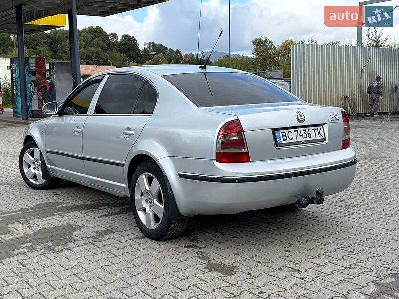 Фото Skoda Superb з оголошення AUTO.RIA