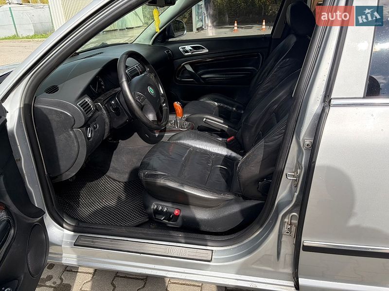 Фото Skoda Superb з оголошення AUTO.RIA