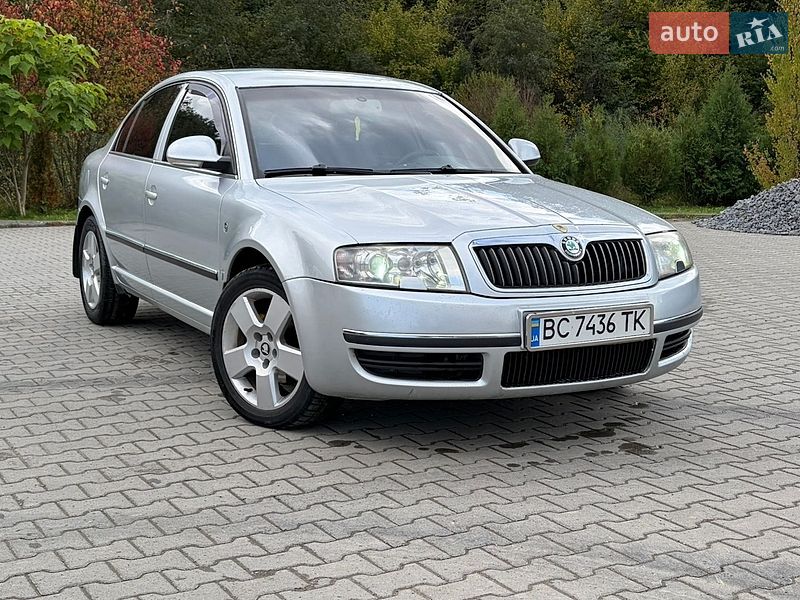 Фото Skoda Superb з оголошення AUTO.RIA