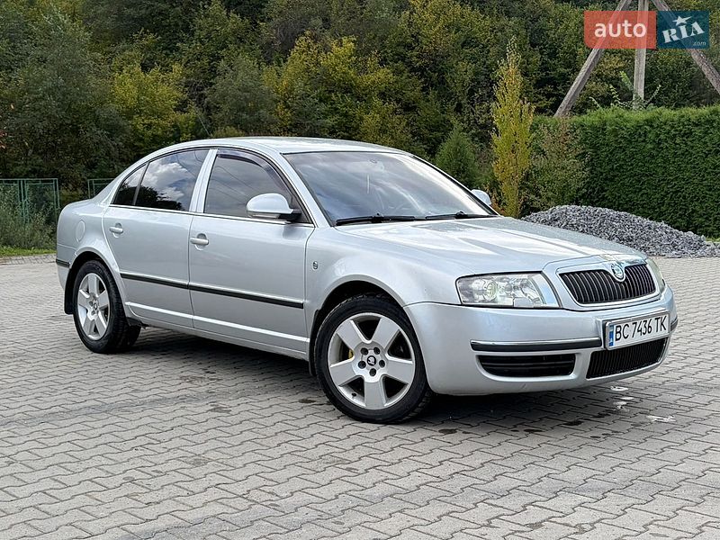 Фото Skoda Superb з оголошення AUTO.RIA