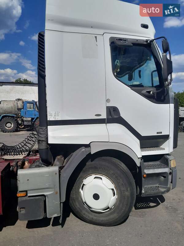 Фото Renault Premium з оголошення AUTO.RIA