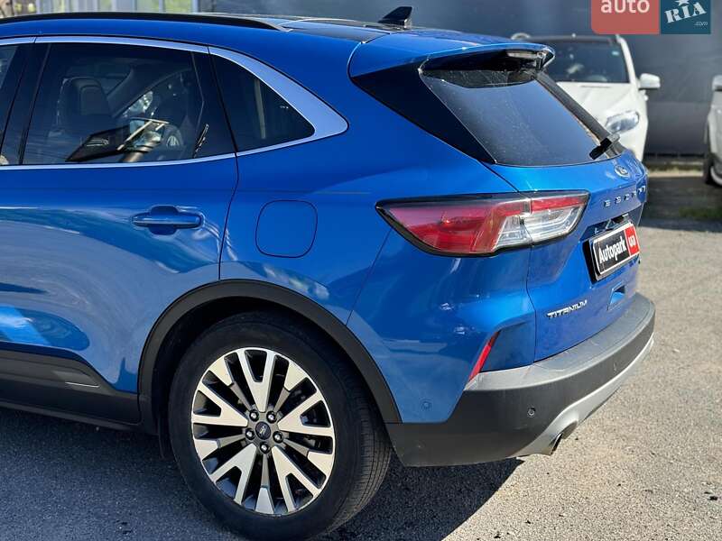 Фото Ford Escape з оголошення AUTO.RIA