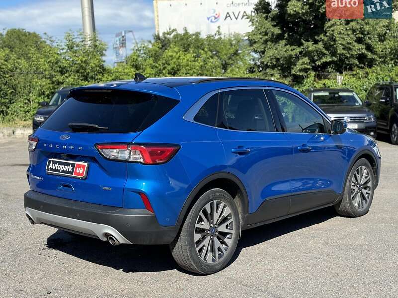 Фото Ford Escape з оголошення AUTO.RIA
