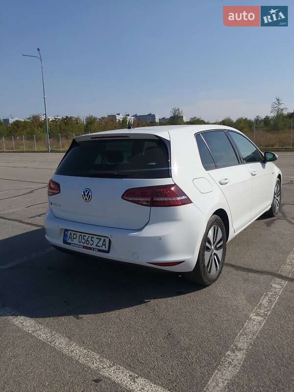 Фото Volkswagen e-Golf з оголошення AUTO.RIA