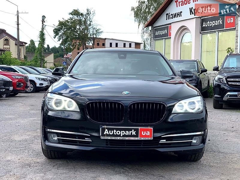 Фото BMW 7 Series з оголошення AUTO.RIA
