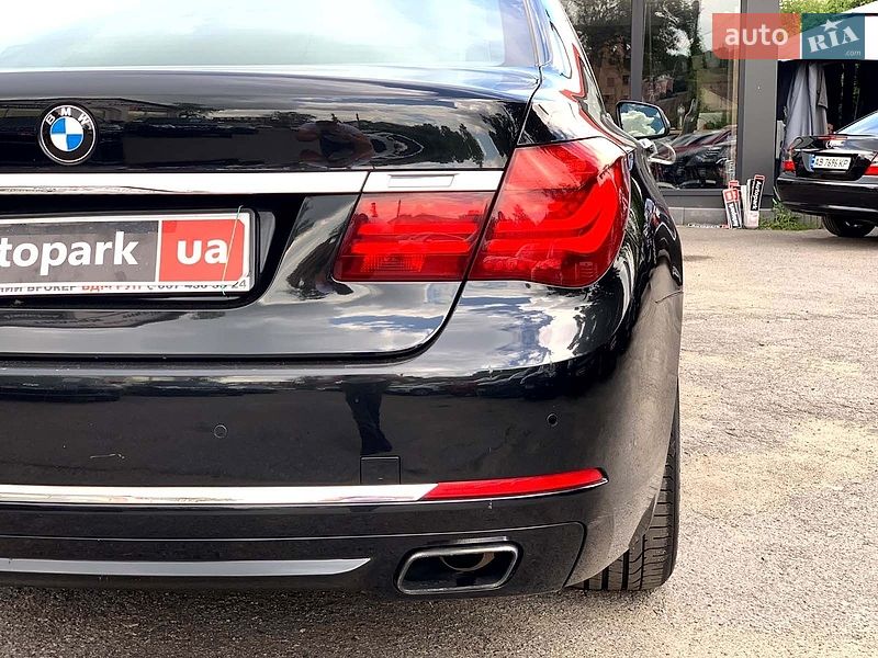 Фото BMW 7 Series з оголошення AUTO.RIA
