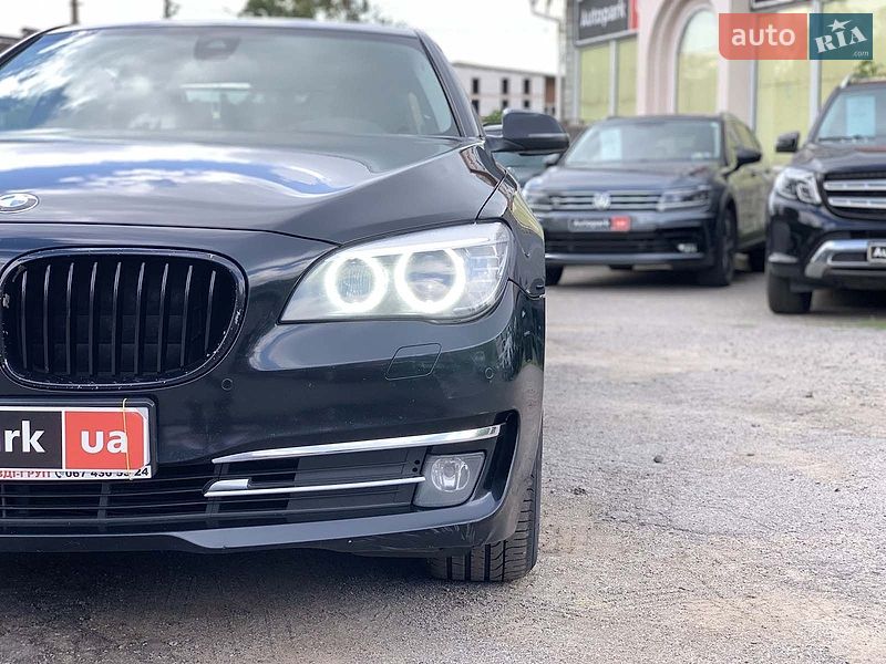 Фото BMW 7 Series з оголошення AUTO.RIA