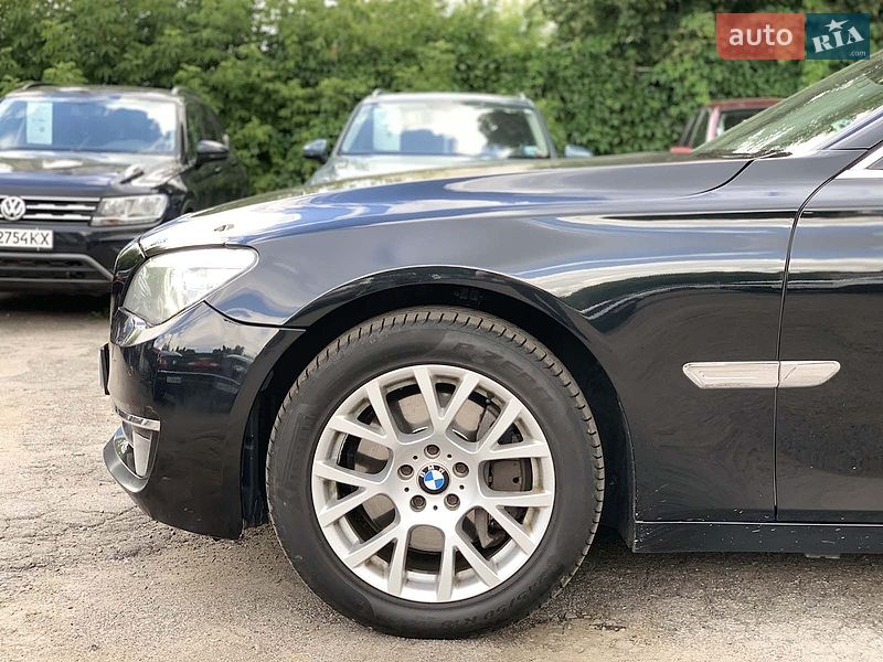 Фото BMW 7 Series з оголошення AUTO.RIA