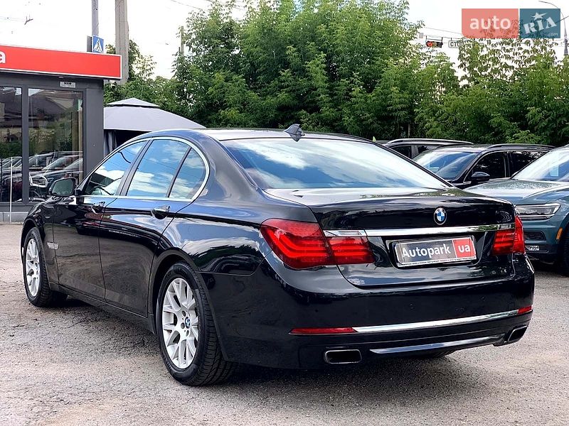 Фото BMW 7 Series з оголошення AUTO.RIA