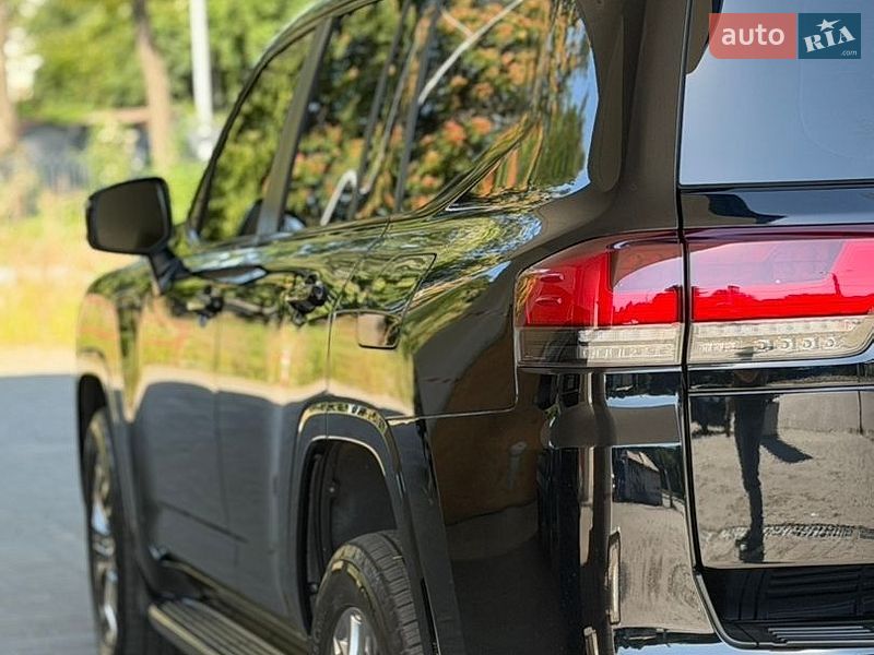Фото Toyota Land Cruiser з оголошення AUTO.RIA