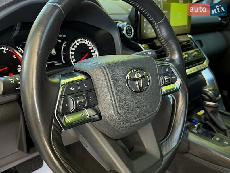 Фото Toyota Land Cruiser з оголошення AUTO.RIA