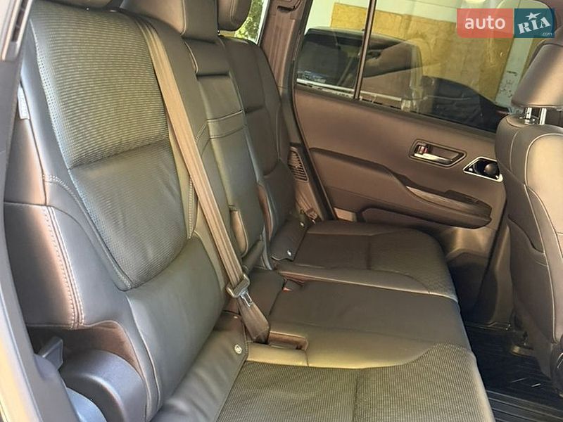 Фото Toyota Land Cruiser з оголошення AUTO.RIA