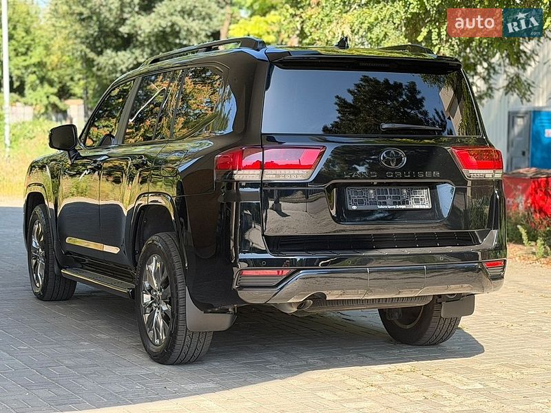 Фото Toyota Land Cruiser з оголошення AUTO.RIA