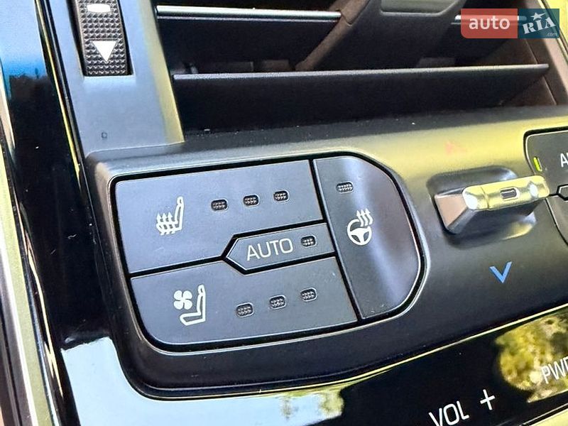 Фото Toyota Land Cruiser з оголошення AUTO.RIA