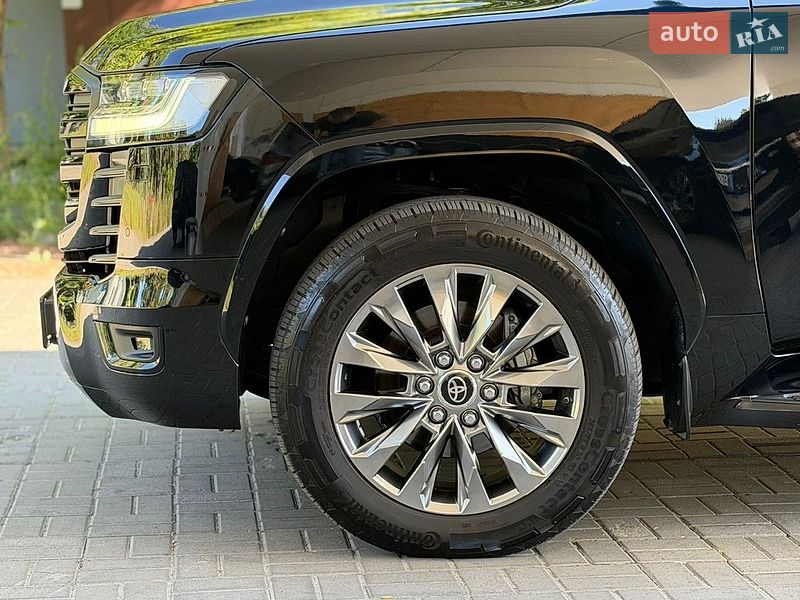 Фото Toyota Land Cruiser з оголошення AUTO.RIA