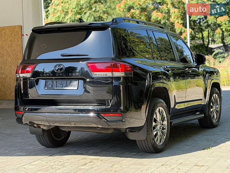 Фото Toyota Land Cruiser з оголошення AUTO.RIA