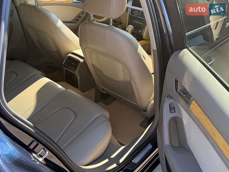 Фото Audi A4 з оголошення AUTO.RIA