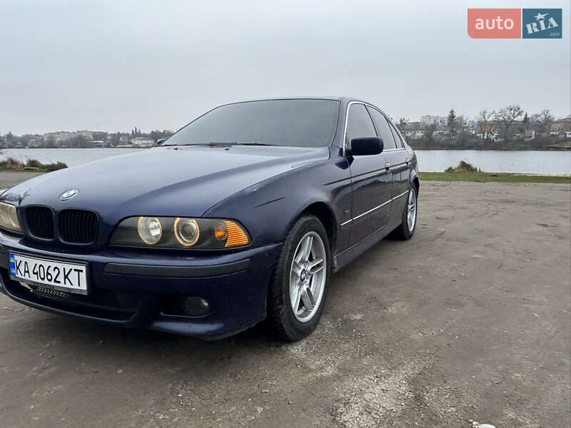 Фото BMW 5 Series з оголошення AUTO.RIA