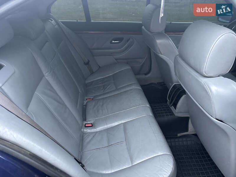 Фото BMW 5 Series з оголошення AUTO.RIA