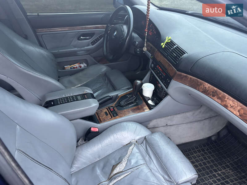Фото BMW 5 Series з оголошення AUTO.RIA