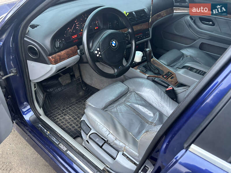Фото BMW 5 Series з оголошення AUTO.RIA
