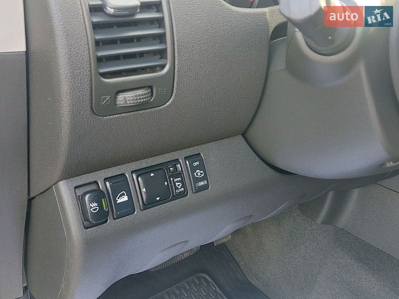Фото Nissan Pathfinder з оголошення AUTO.RIA