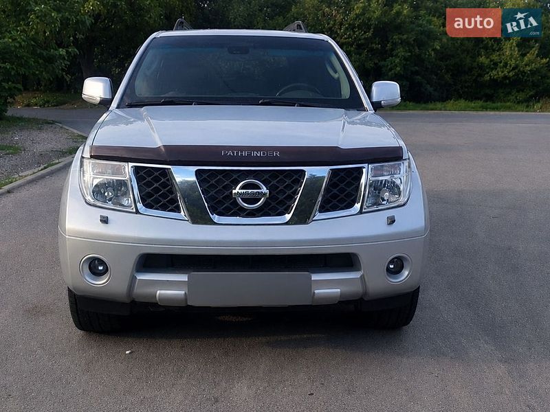 Фото Nissan Pathfinder з оголошення AUTO.RIA