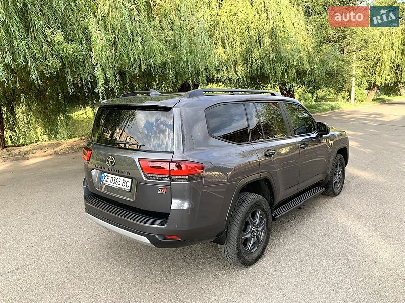 Фото Toyota Land Cruiser з оголошення AUTO.RIA