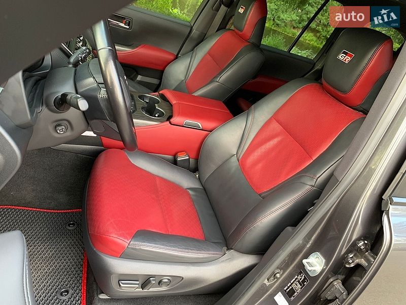 Фото Toyota Land Cruiser з оголошення AUTO.RIA