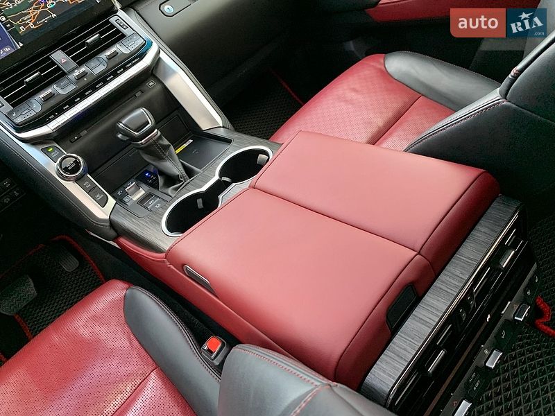 Фото Toyota Land Cruiser з оголошення AUTO.RIA