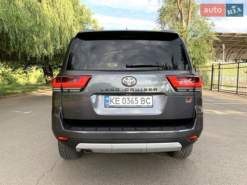 Фото Toyota Land Cruiser з оголошення AUTO.RIA