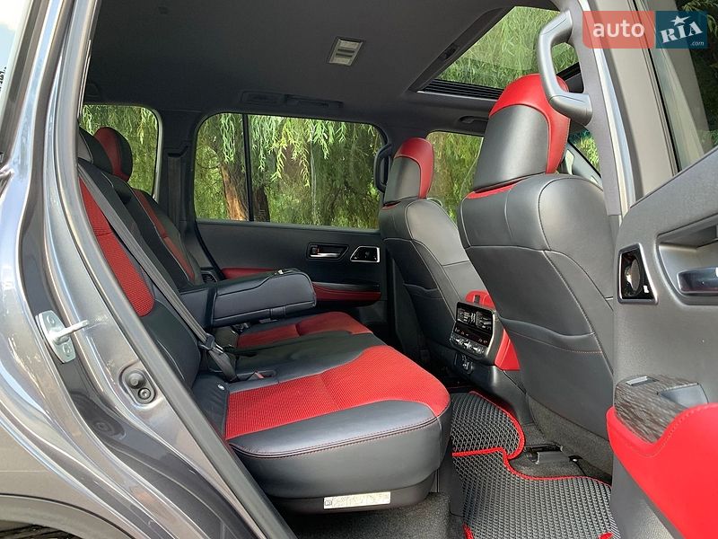 Фото Toyota Land Cruiser з оголошення AUTO.RIA