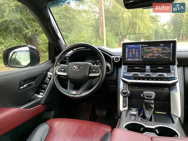 Фото Toyota Land Cruiser з оголошення AUTO.RIA
