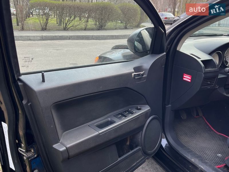 Фото Dodge Caliber з оголошення AUTO.RIA