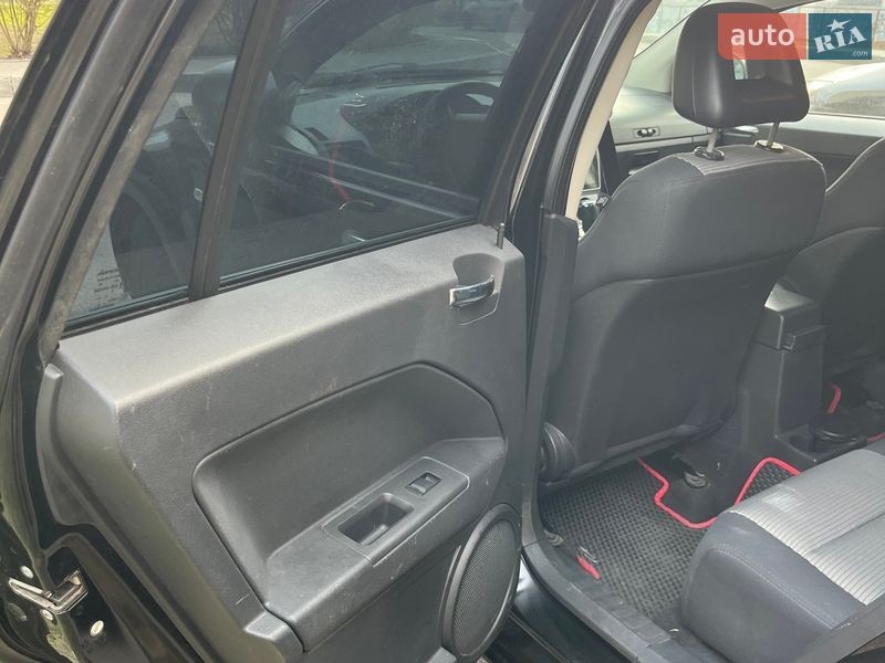 Фото Dodge Caliber з оголошення AUTO.RIA