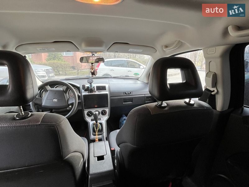 Фото Dodge Caliber з оголошення AUTO.RIA