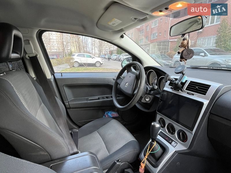 Фото Dodge Caliber з оголошення AUTO.RIA