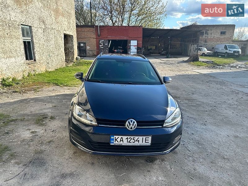 Фото Volkswagen Golf з оголошення AUTO.RIA