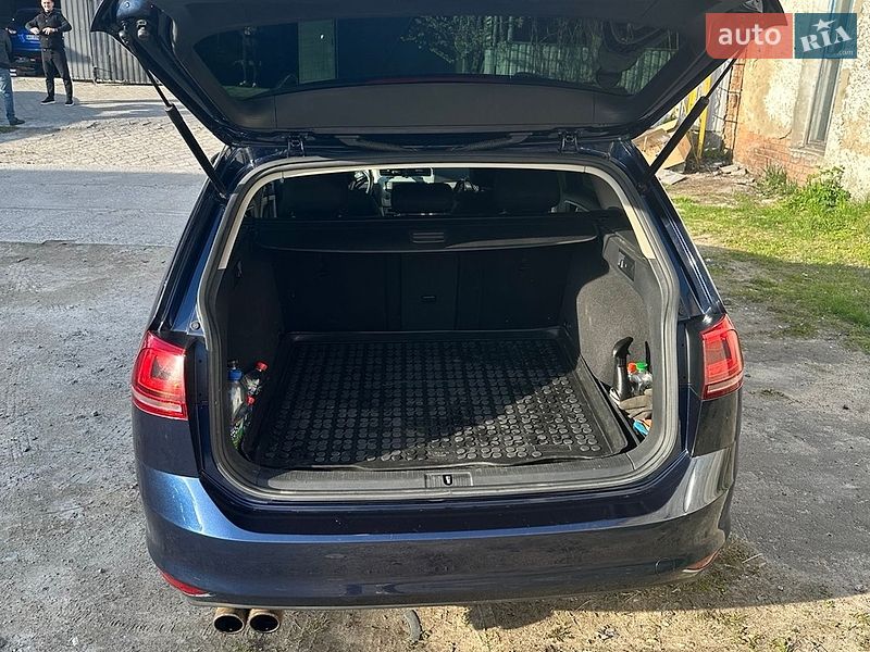Фото Volkswagen Golf з оголошення AUTO.RIA